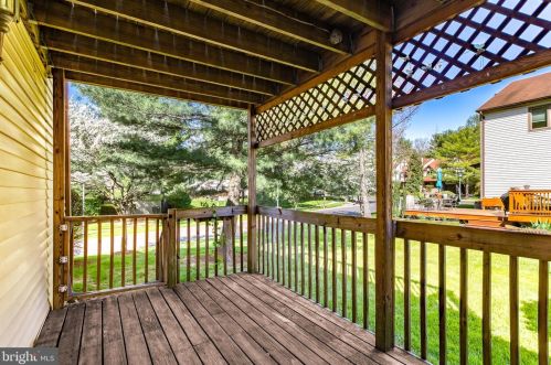 1 Boleyn Ct, Trenton NJ exterior