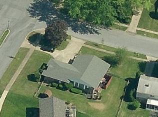 1005 Brittany Blvd, Harrisburg, PA 17109-1128