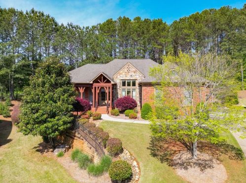 207 Hillside Ln, Holly Springs, GA 30115-8931