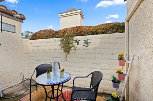 873 Calle Del Sol, Upland CA  91784-1879 exterior