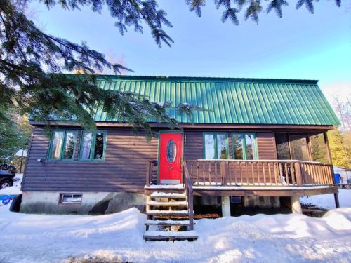 2077 Route 3, Carroll, NH 03598-4049