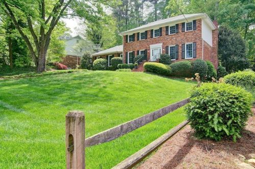 1741 Kellogg Springs Dr, Atlanta GA  30338-6009 exterior