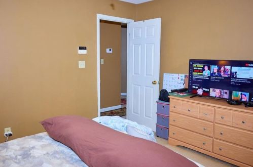 6746 Biscayne Blvd, Rex GA 30273-2245 exterior