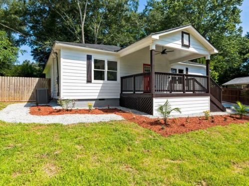 1117 Burbank Cir, Marietta, GA 30062-3441