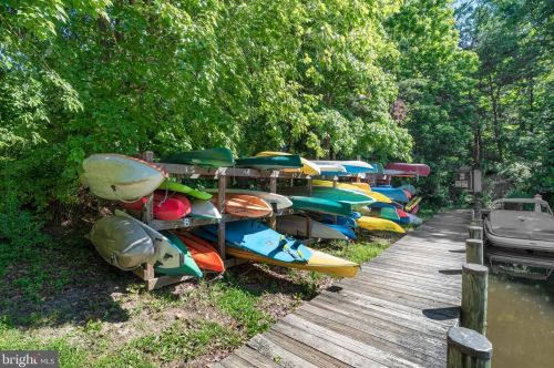 92 Berrywood Dr, Severna Park MD 21146-2001 exterior