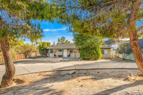 49041 Hibiscus Dr, Morongo Valley, CA 92256-9744