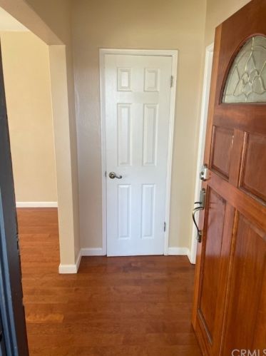 2720 83rd St, Inglewood, CA 90305-1832