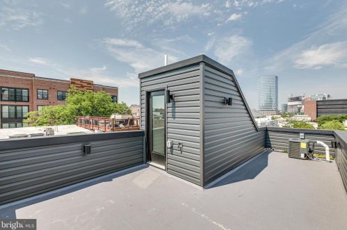 526 24th St, Philadelphia PA  19146-1054 exterior