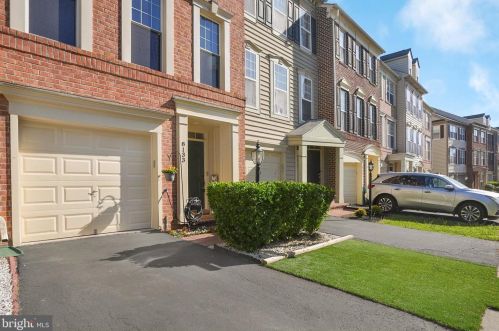 8133 Dove Cottage Ct, Lorton, VA 22079-2358