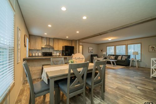 2396 Blocker Rd, Marshall TX 75672-3720 exterior