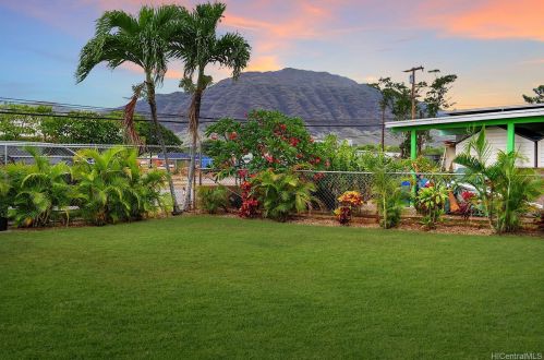 84133 Makaha Valley Rd, Nanakuli, HI 96792-2155