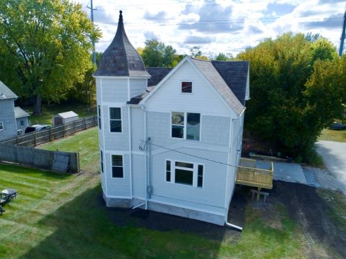 505 Joliet St, Ottawa, IL 61350-2323