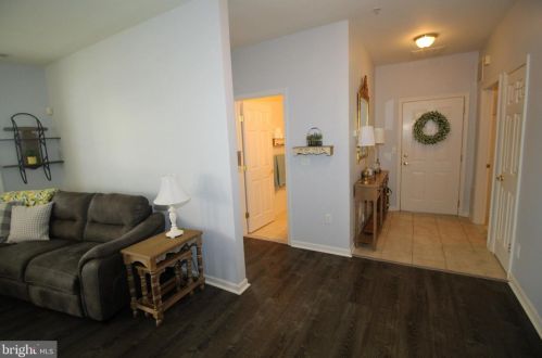 26 Kyle Way, Trenton NJ 08628-2525 exterior