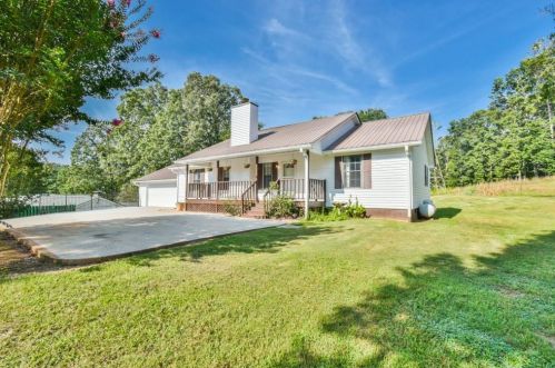 3535 Lakeview Dr, Gainesville, GA 30501-7633