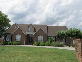 113 Hunters Pt, Tullahoma, TN 37388-7400