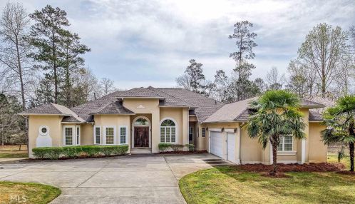 12270 Edgewater Dr, Hampton, GA 30228-3304
