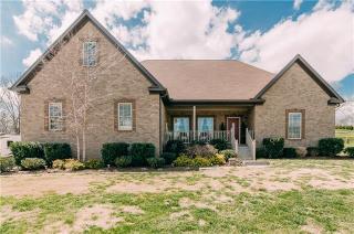 1467 Upper Station Camp Crk Rd, Cottontown, TN 37048-5135