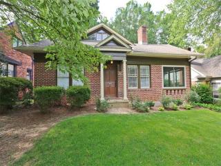 765 Yorkshire Rd, Atlanta, GA 30306-3264