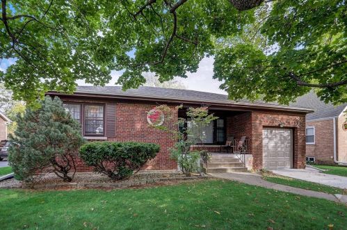 18529 Gottschalk Ave, Homewood, IL 60430-3716