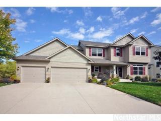 936 Windmill Crk, Minnetrista, MN 55387