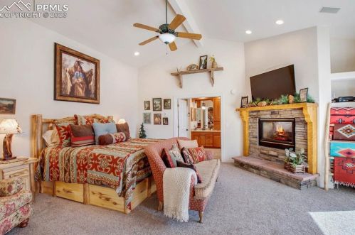 725 Sun Valley Dr, Woodland Park CO 80863-9089 exterior