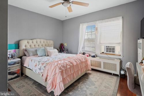 887 Lalor St, Trenton NJ  08610-6558 exterior