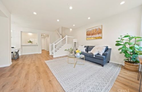 1906 Timberwood, Irvine CA  92620-0286 exterior