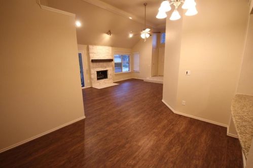800 Cumberland Pl, Irving TX  75063-6635 exterior
