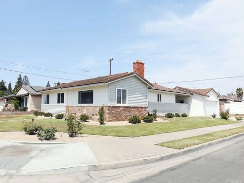 616 Peregrine St, Anaheim, CA 92806-4511