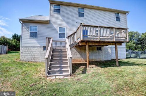 152 General Stonewall Jackson Blvd, Harpers Ferry WV  25425-3018 exterior