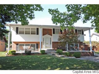 2221 Kaskaskia Dr, Springfield, IL 62702-1330