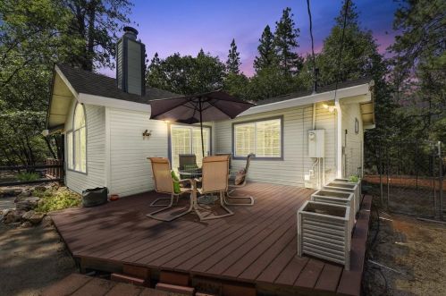 1485 Ruf Rd, Cape Horn, CA 95713-9517