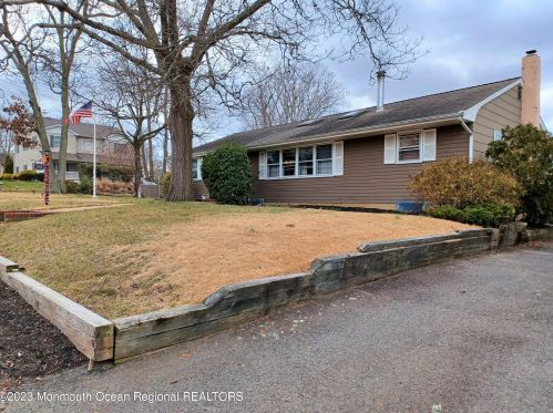 511 Summit Dr, Point Pleasant Beach, NJ 08742-2780