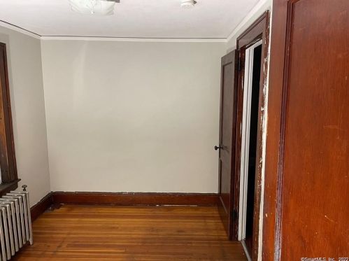 50 Liberty St, Middletown, CT 06457-2724
