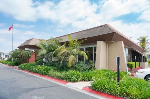 4080 1st St, Santa Ana CA  92703-4022 exterior