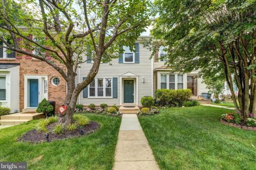 7333 Stream Way, Springfield, VA 22152-3632