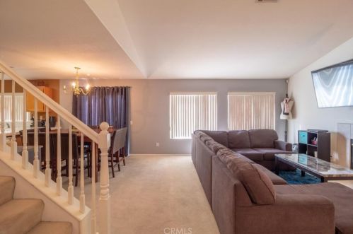 568 Casey Ct, Colton, CA 92324-1566