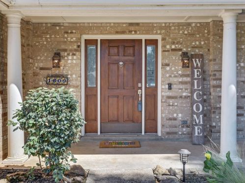 1609 River Birch Dr, Lewisville, TX 75028-3628