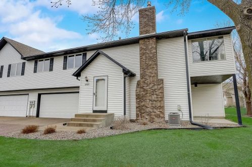 3727 Gershwin Ln, Saint Paul MN  55128-2944 exterior