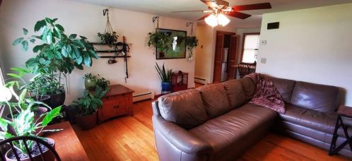 144 Spooner Ave, Warwick, RI 02886-2036