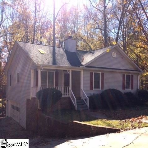 216 Chickamauga Ln, Simpsonville, SC 29681-3326