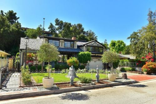 2316 Barton Ln, Montrose, CA 91020-1224