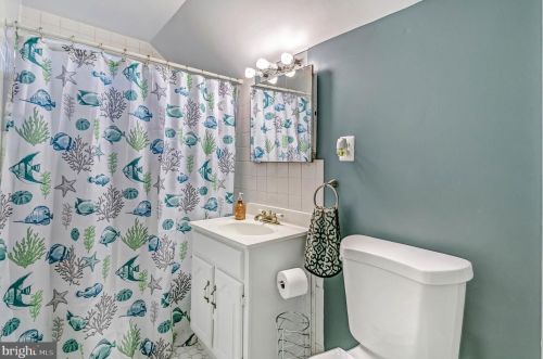 1113 Navahoe Dr, Silver Spring MD 20903-3338 exterior