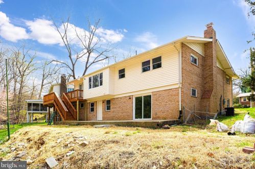 908 Devere Dr, Silver Spring MD 20903-1625 exterior