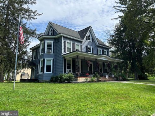31 Evergreen Rd, Plumsted Township, NJ 08533-1200