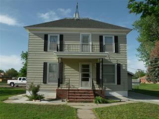 233 Halveson St, Macksville, KS 67557-5757