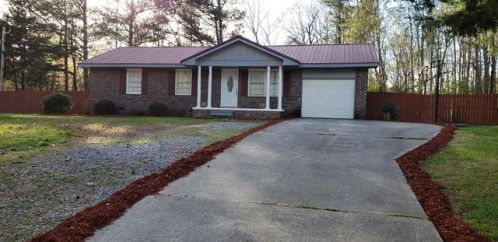 1689 Desota Trl, Dalton, GA 30721-9104