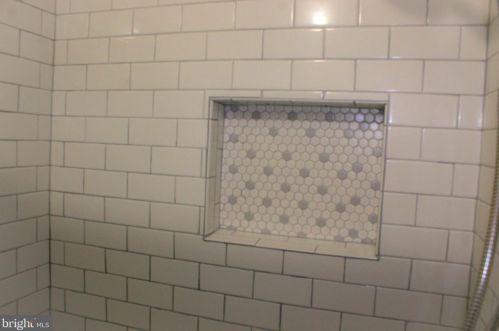 15034 Shamrock Ridge Rd, Silver Spring MD 20906-6107 exterior