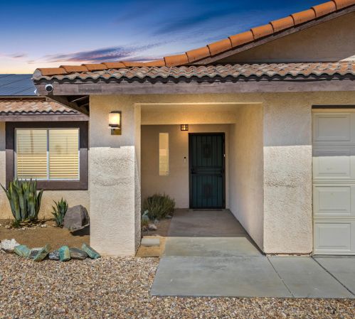 9665 Valparaiso Dr, Desert Hot Springs, CA 92240-1905