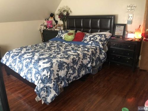241 Division St, Cliffside Park, NJ 07010-2304